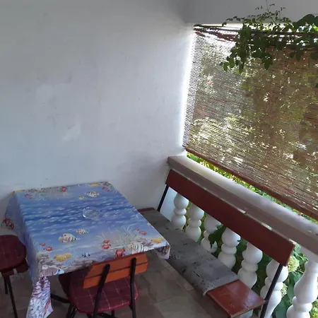 Family Apartamento Sukošan